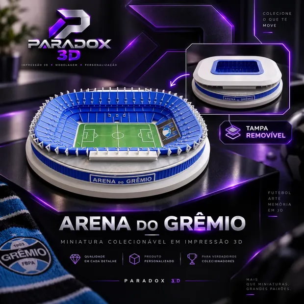 Miniatura em impressão 3D da Arena do Grêmio: estrutura oval com arquibancadas azuis, campo verde e identificação na base, ao lado da versão com a tampa externa colocada